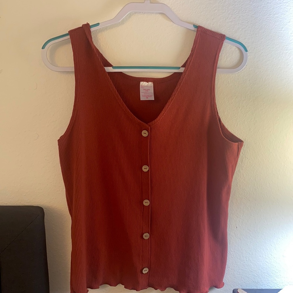 A Button summer tank